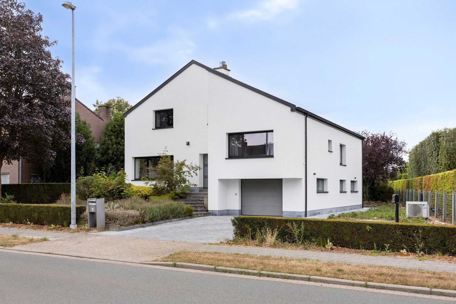 Villa te koop in LIEZELE